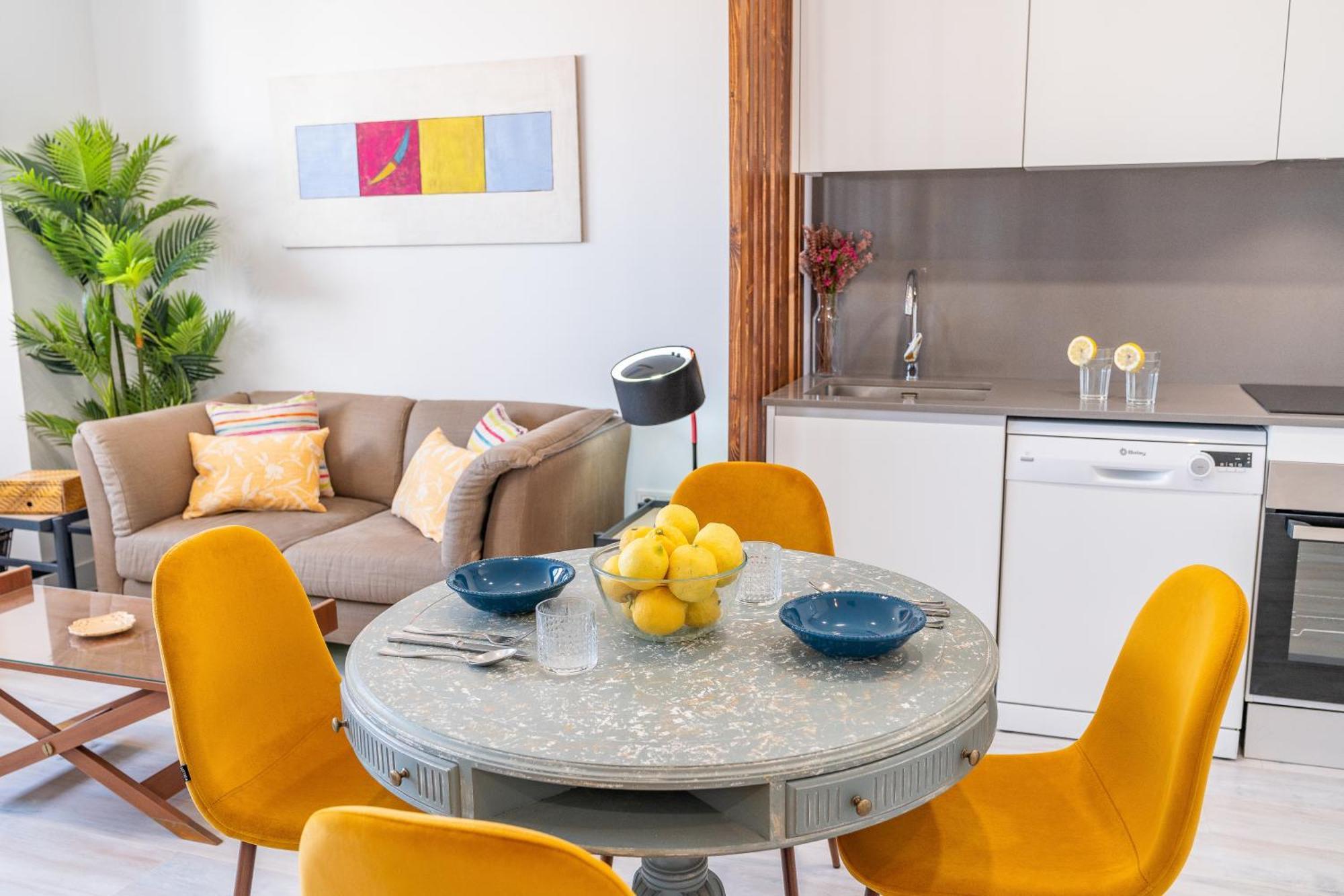 Malaga Tower View Apartment Екстериор снимка